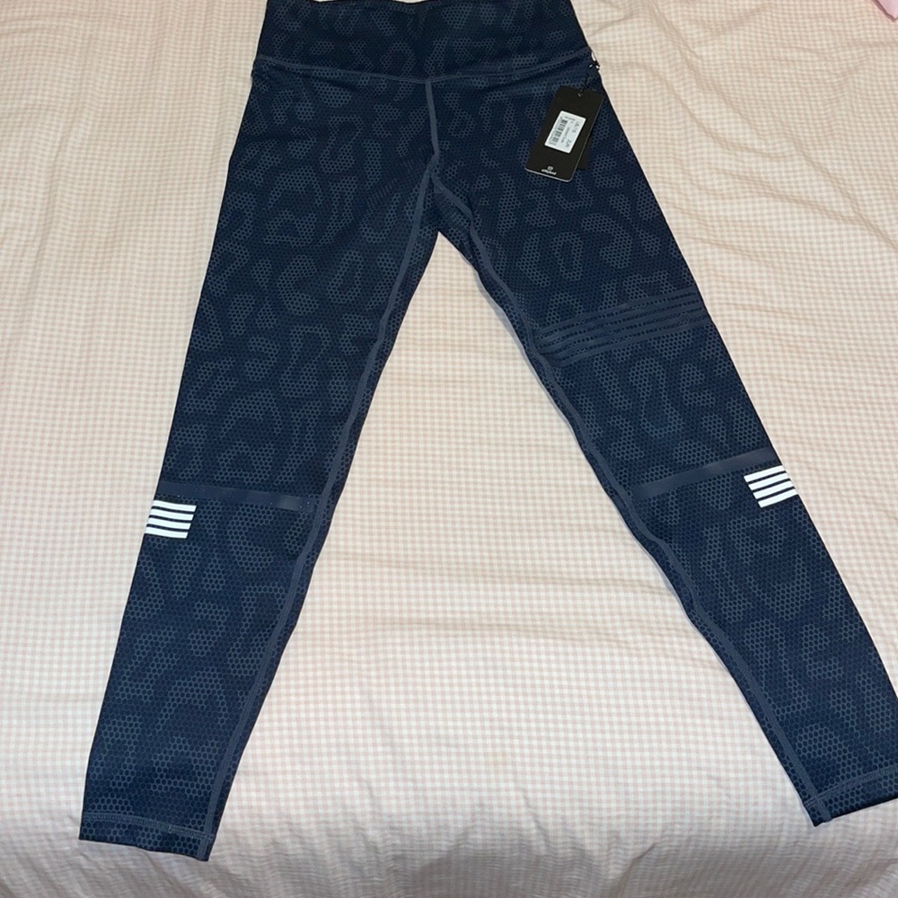 blue and white patterned leggings from lilybod